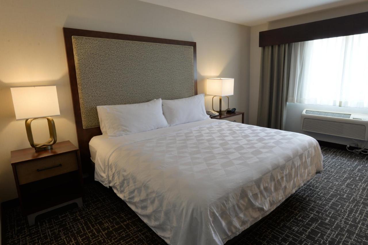 Holiday Inn Hotel & Suites Minneapolis-Lakeville By Ihg Екстериор снимка