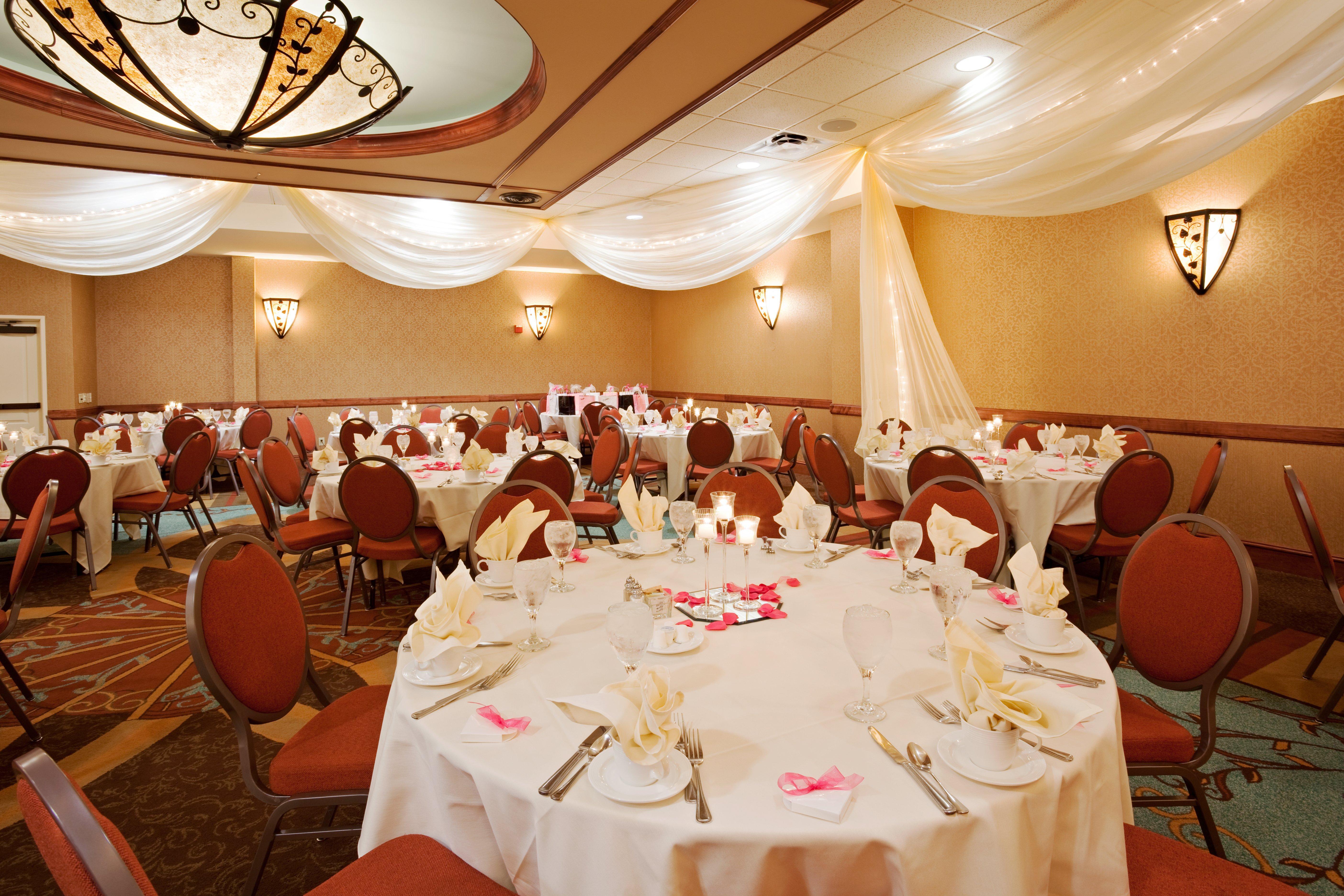 Holiday Inn Hotel & Suites Minneapolis-Lakeville By Ihg Екстериор снимка