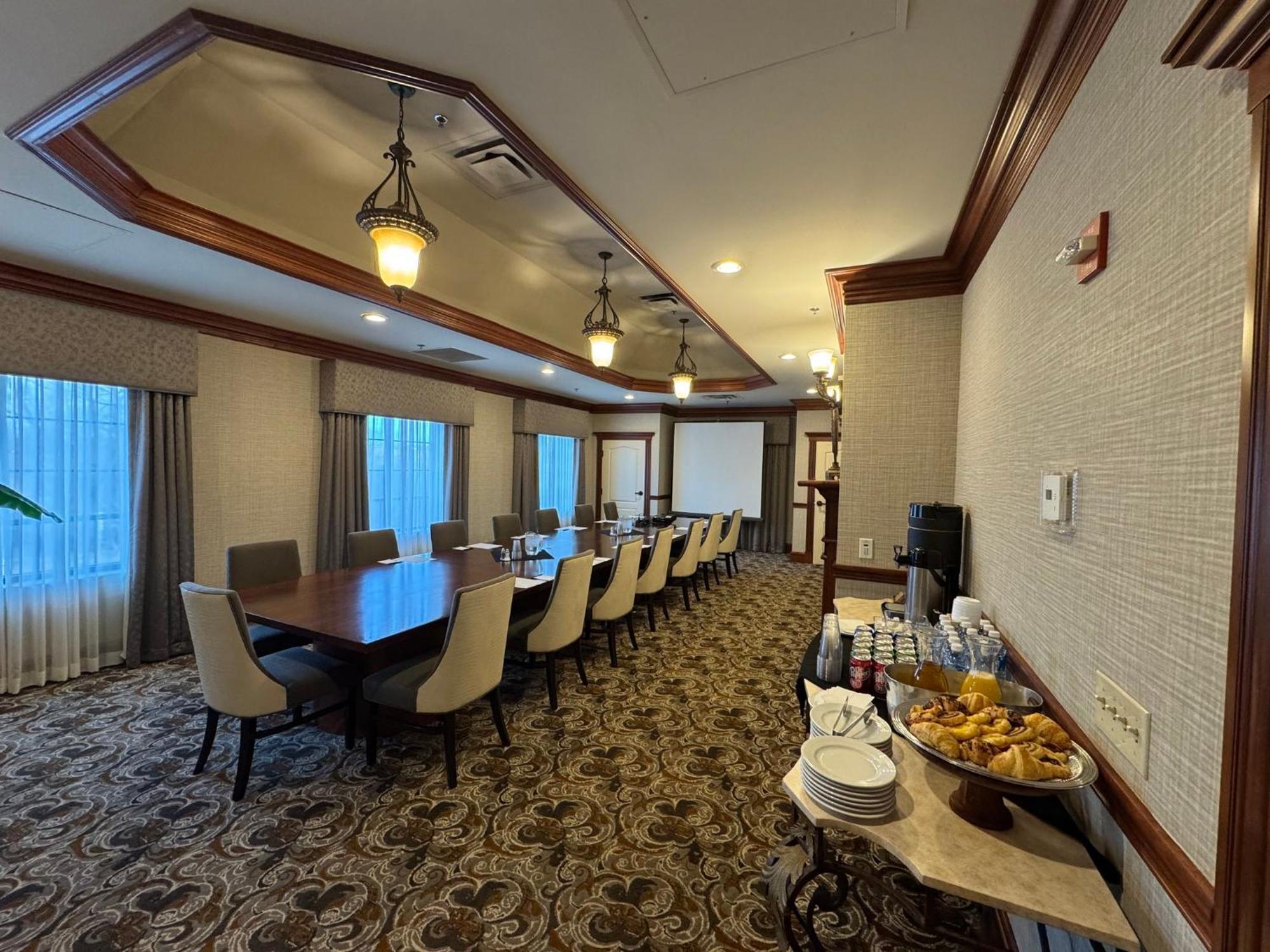 Holiday Inn Hotel & Suites Minneapolis-Lakeville By Ihg Екстериор снимка